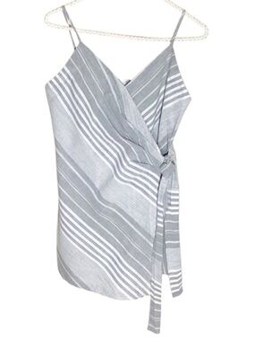 STRIPES GRAY AND WHITE 𝅺WRAP SUMMER ROMPER